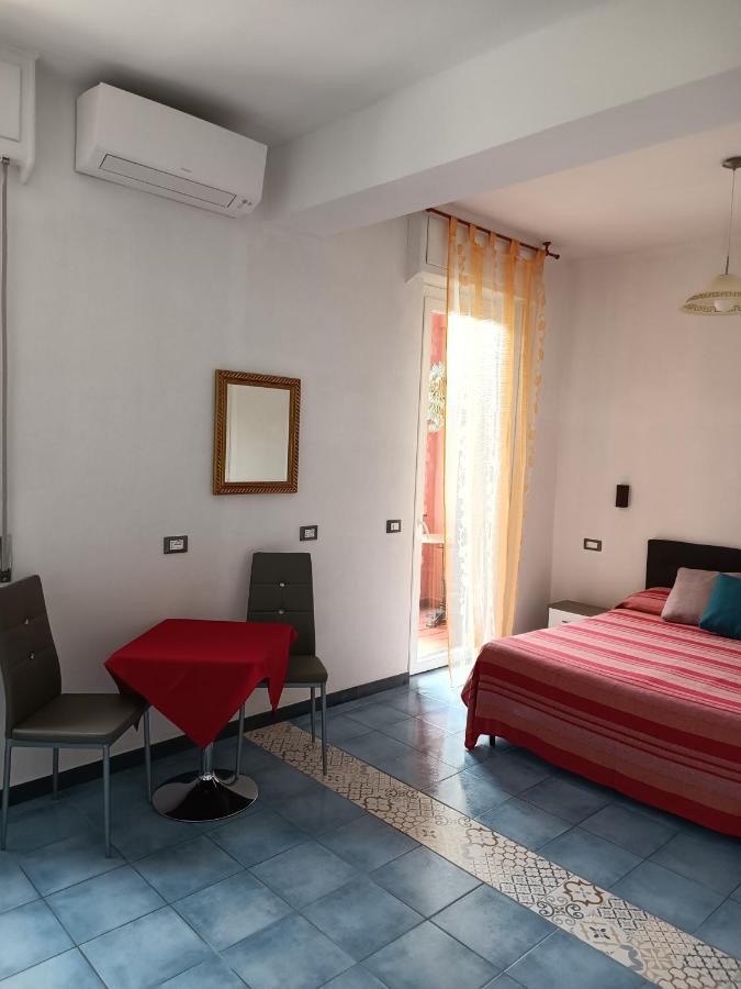 Villa Caribe Affittacamere Monterosso al Mare Exterior foto